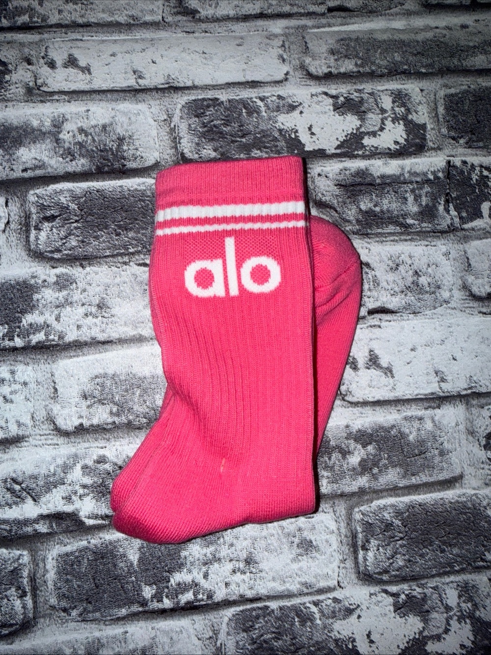Alo Unisex Throwback Dark Pink Socks - Crew Socks - Yoga